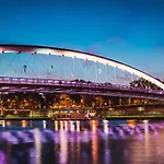 Modern Wegierska Cracow By Renters דירה *